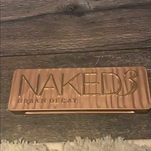 Naked 3 palette